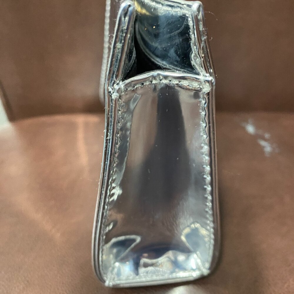 Yves Saint Laurent Silver Beauty Cosmetic Pouch - Picture 5 of 7